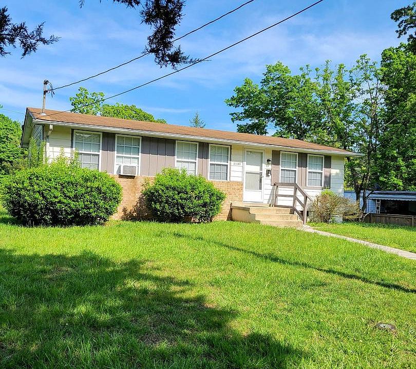 1st image of 21308 Windsor Dr
