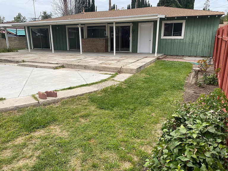 Adam Rd — Photo 10