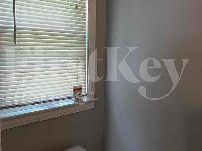 5436 Woodson Rd — Photo 13