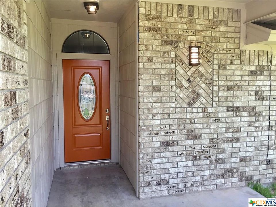 1st image of 107 Jamie Cir
