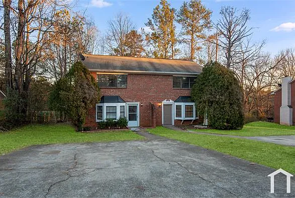 1928 Patterson Cir