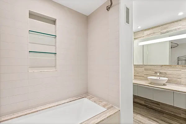 Rented by Corcoran | media 14