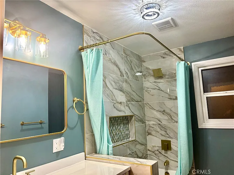16014 Horace St #16014 — Photo 33