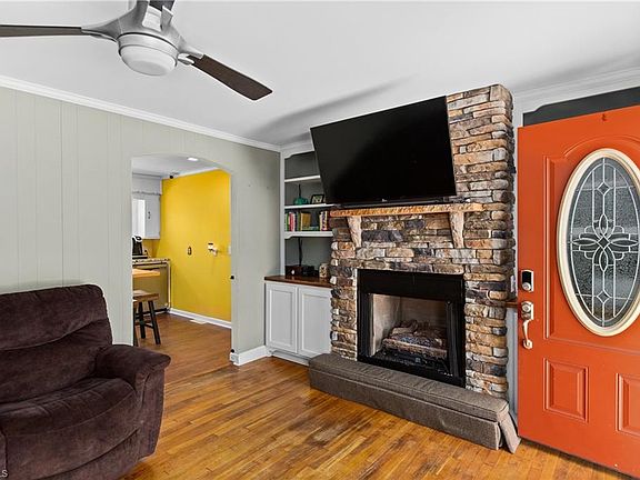 4th image of 2035 Buffalo Rd