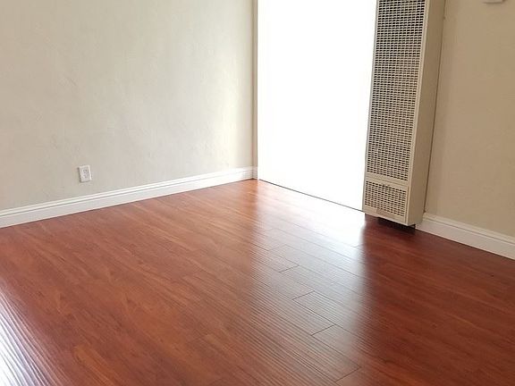 3rd image of 211 3rd Ave APT 7