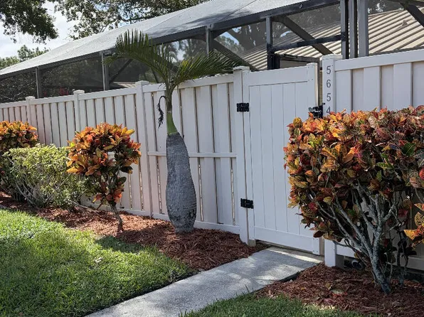 5654 Golden Eagle Circle, Palm Beach Gardens, FL 33418