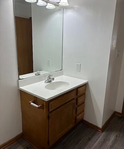 3557 Ash St #13 — Photo 9