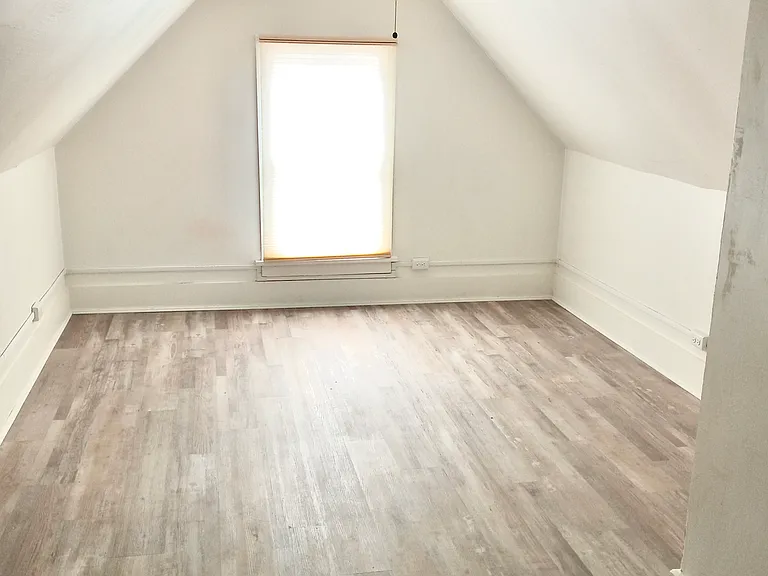 509 2nd Ave S — Photo 12