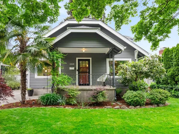 1845 SE Reedway St, Portland, OR 97202