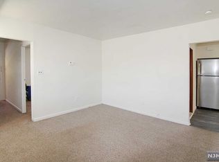 744 Ridge Rd, Lyndhurst, NJ 07071