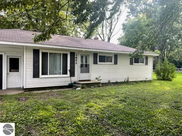 1652 E High St, Mount Pleasant, MI 48858