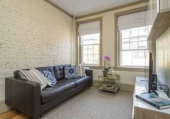 3rd image of 33 Irving St APT 6