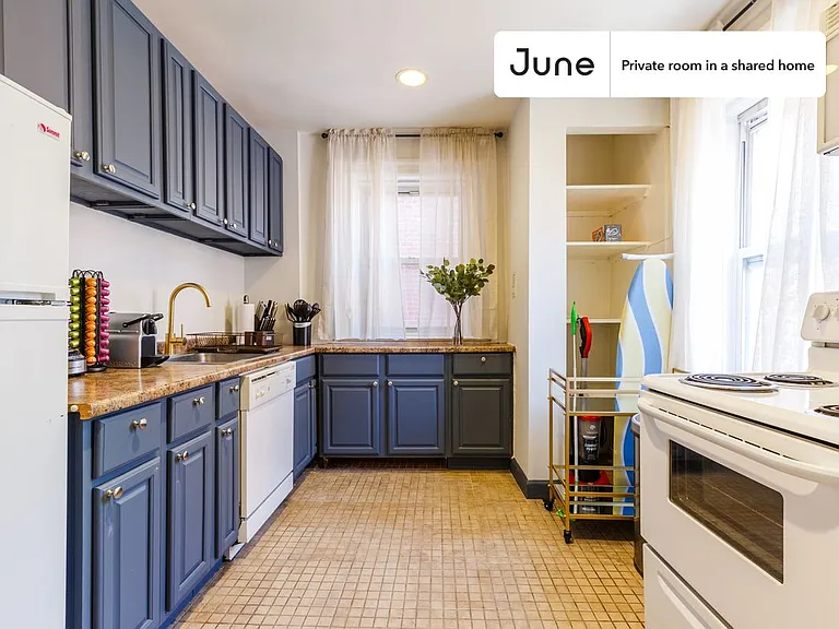 400 W 20th St #C — Photo 5