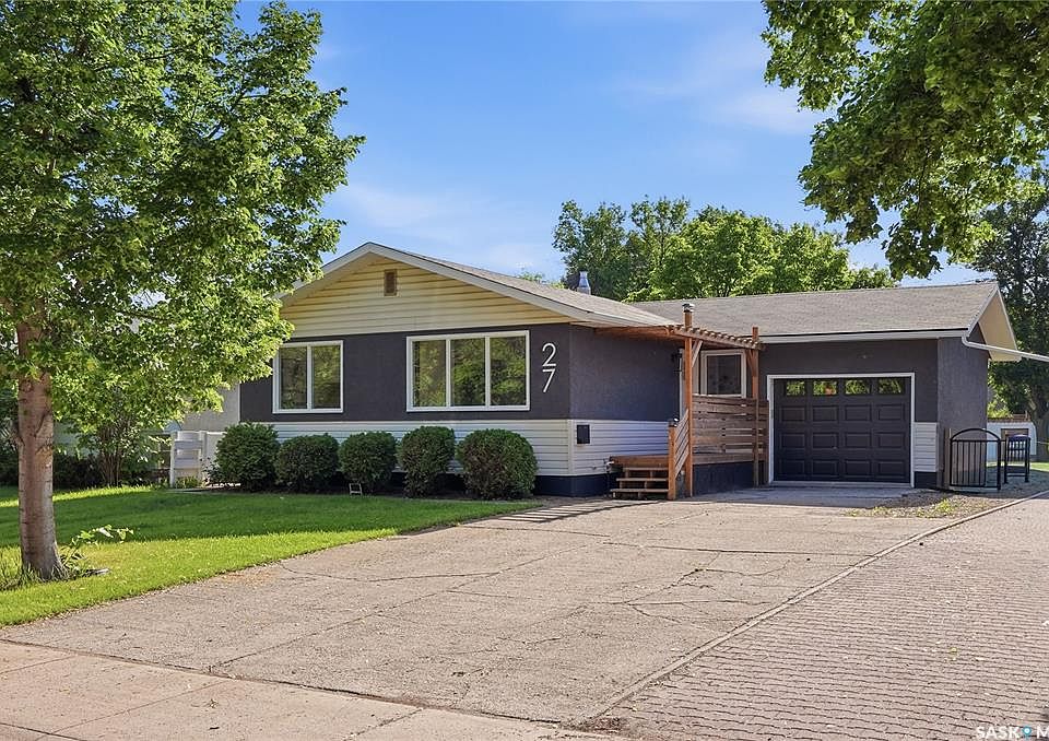1st image of 27 Walker CRESCENT