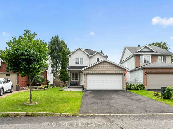 1552 Stojko St, Ottawa, ON K4A 4A1