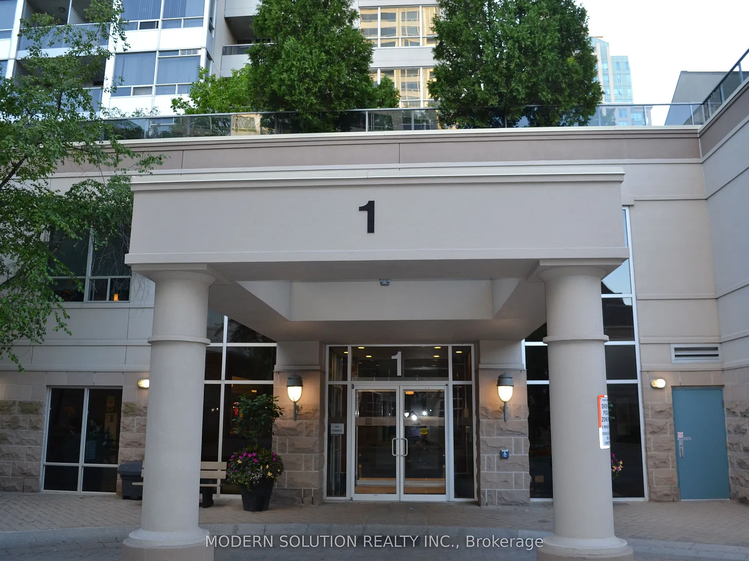 2 bed, $2,700 — Photo 2