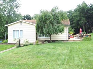 211 N Pine Cir, Gibsonia, PA 15044
