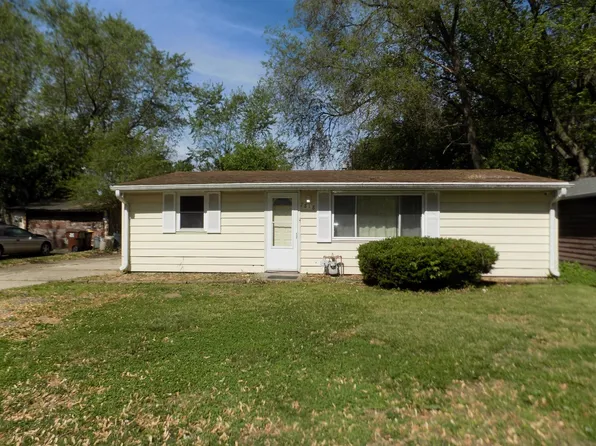 7818 Mildred Rd, Machesney Park, IL 61115