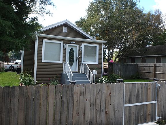 3rd image of 1115 Argonne Dr