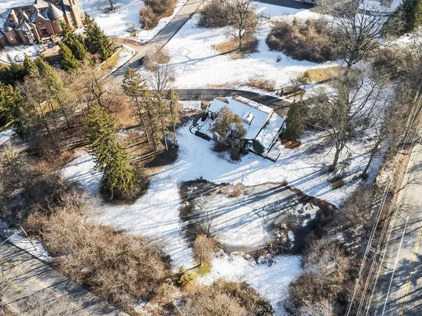 1355 Orchard Ridge Rd, Bloomfield Hills, MI 48304