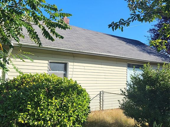 3rd image of 6814 S Lawrence Street
