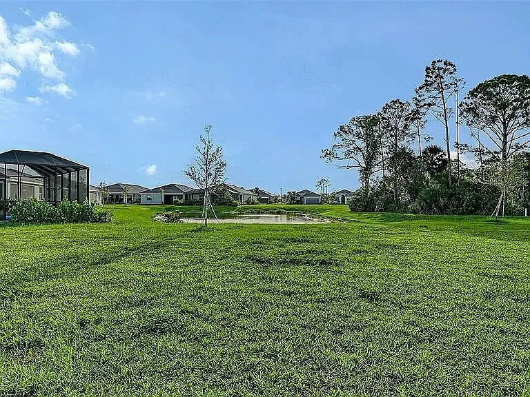 10896 Pinot Dr — Photo 29