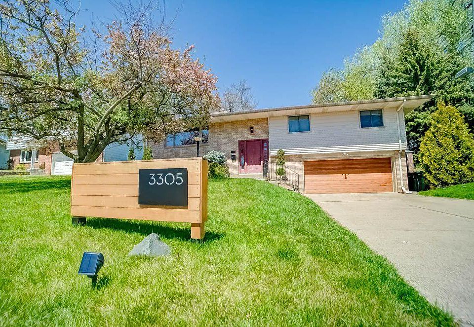 1st image of 3305 Townview Ave NE