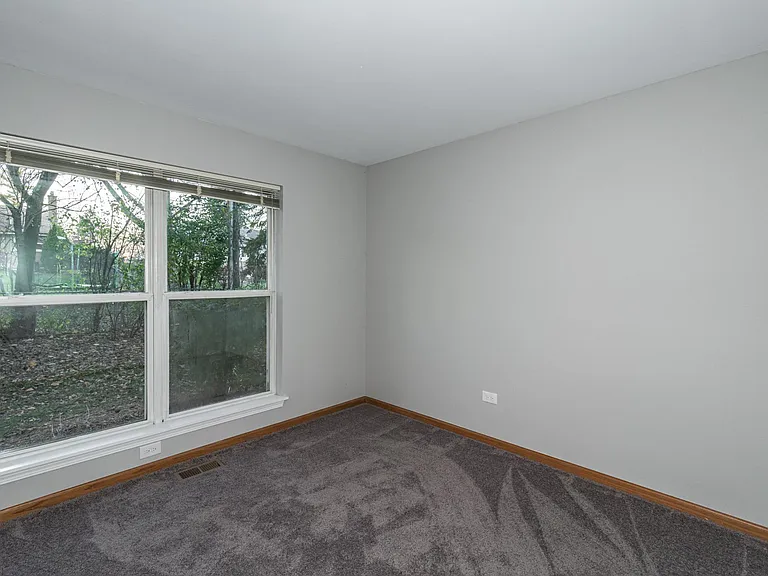 214 N Cathy Ln — Photo 12