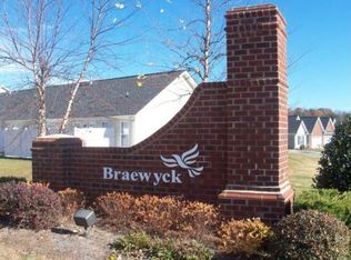 101 Brae Ridge Ln, King, NC 27021