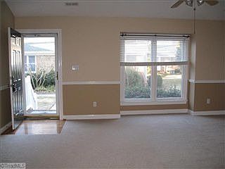 3rd image of 5139 Autumncrest Dr