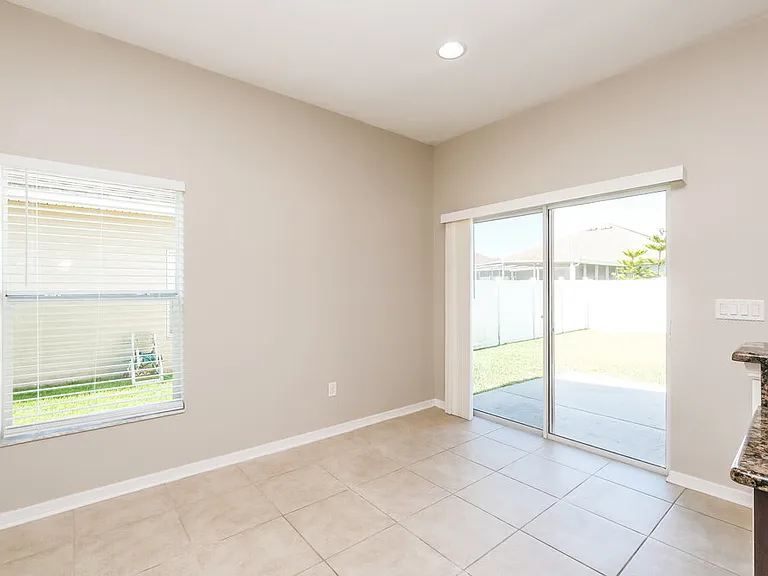 1807 Bonita Bluff Ct — Photo 5