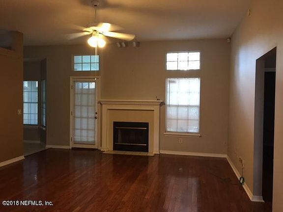 4th image of 287 Willow Green Dr