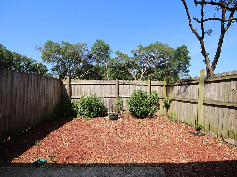 416 Waycross Ave — Photo 19