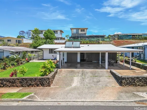 1381 Komo Mai Dr, Pearl City, HI 96782