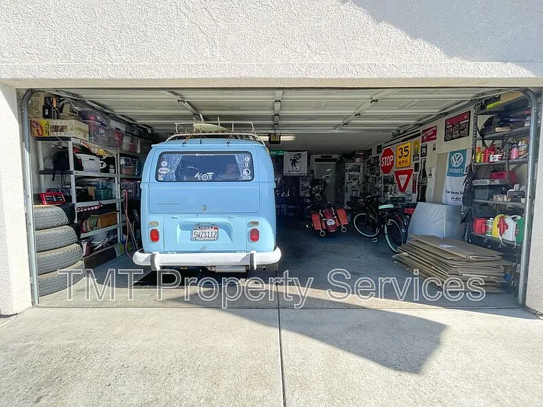 9424 Blackswain Pl — Photo 21
