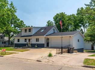 217 Golden Ln, Milton, WI 53563