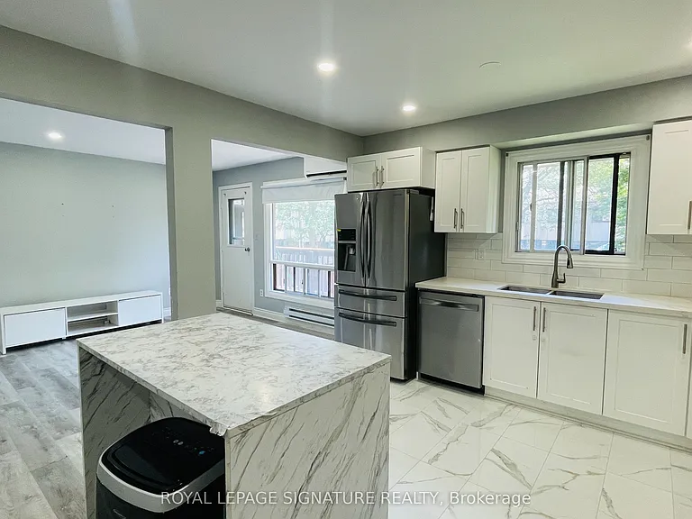 1100 Oxford St #75 — Photo 9