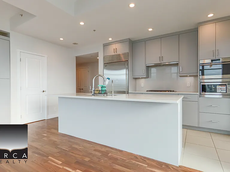1333 W 11th Ave #1502 — Photo 6