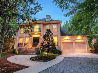 18 Cardinal Ln, Mandeville, LA 70471