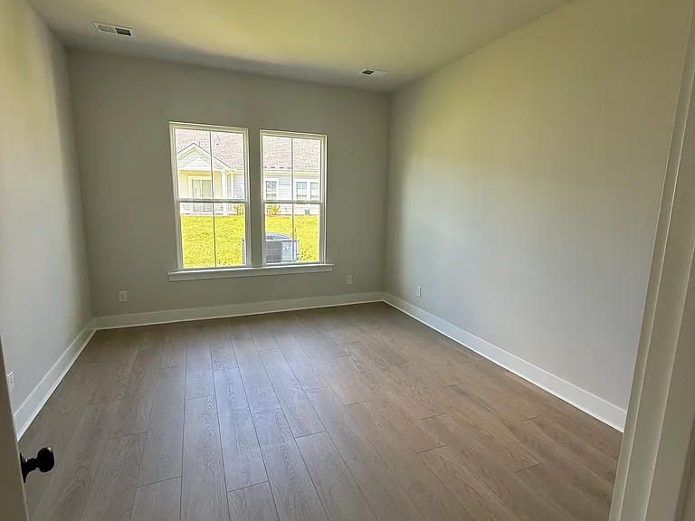 209 Citrus Dr — Photo 12