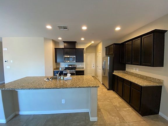 4th image of 1116 Bradley Bay Ave