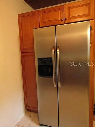 421 Riviera St — Photo 7