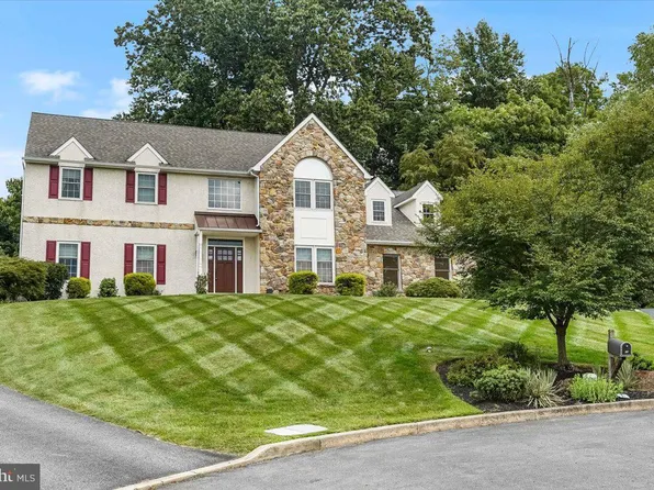 11 Laura Lynn Ln, Glen Mills, PA 19342