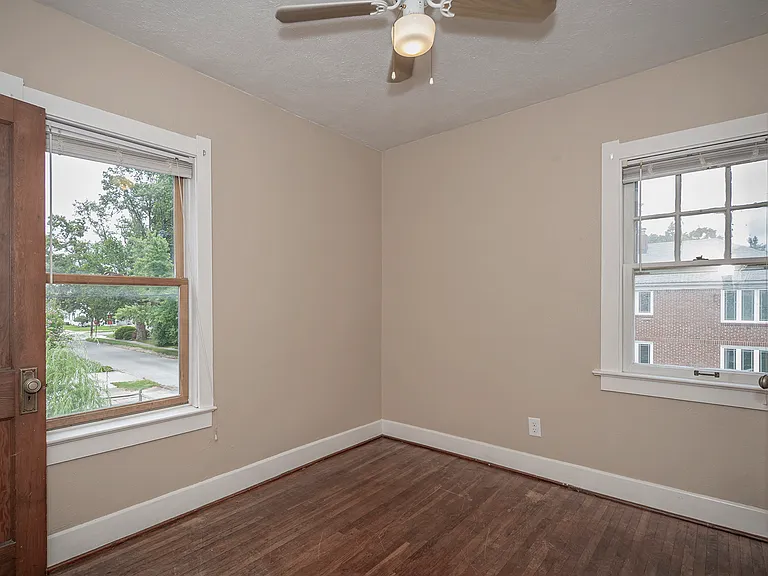 3177 Goddard Rd — Photo 13
