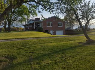 129 Dowling Rd, Jamestown, PA 16134