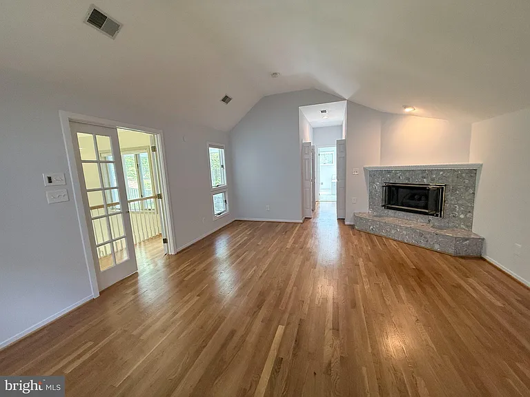 5021 Cathedral Ave NW — Photo 12