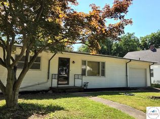 405 E Colt St, Windsor, MO 65360