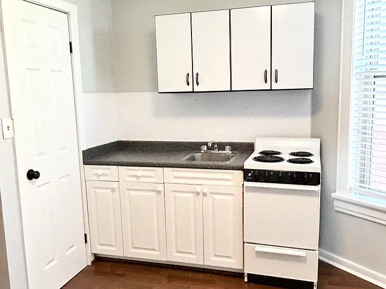 124 B St #3 — Photo 5