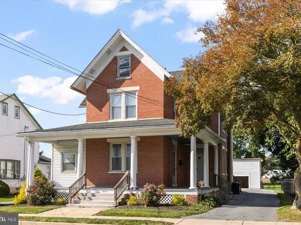 1625 State St, East Petersburg, PA 17520