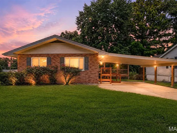1003 Saint Denis St, Florissant, MO 63031